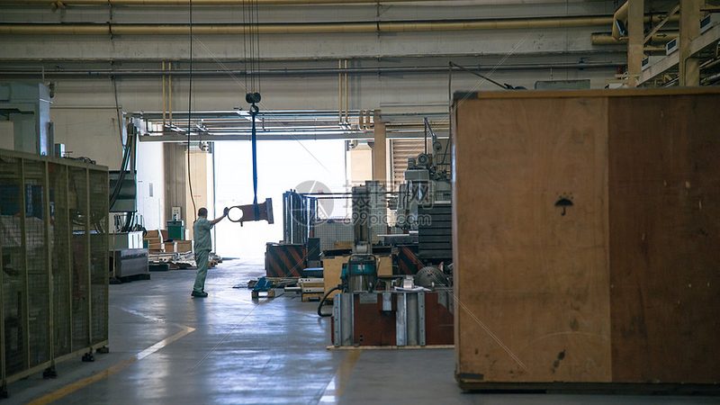 变频器滤波电容：揭秘其作用与选型要点